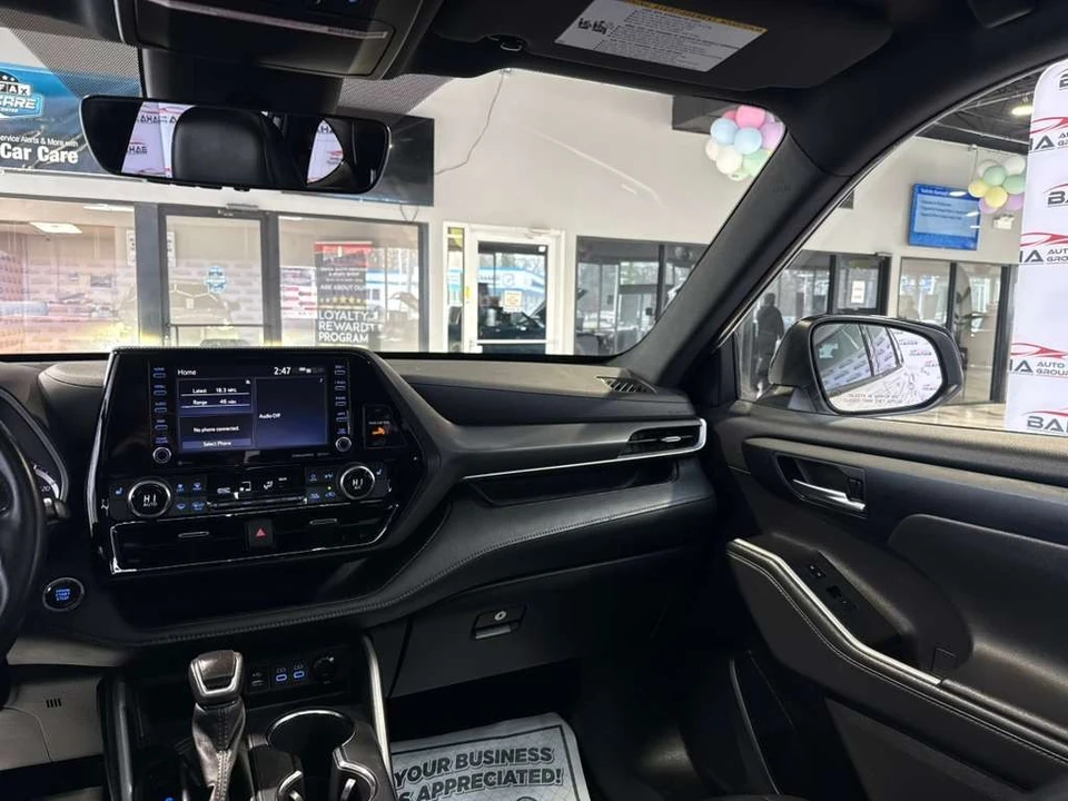 2022 Toyota Highlander - Image 28 of 31