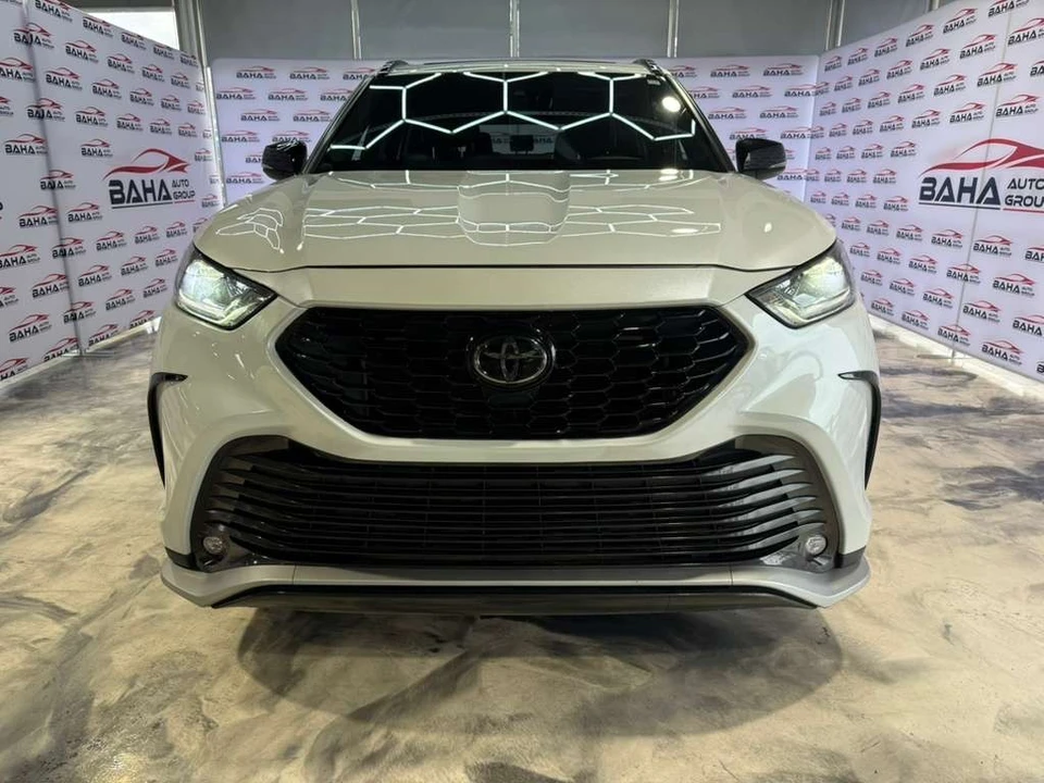 2022 Toyota Highlander - Image 3 of 31