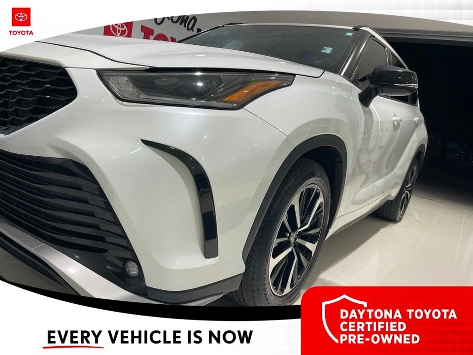 2022 Toyota Highlander - Image 12 of 12