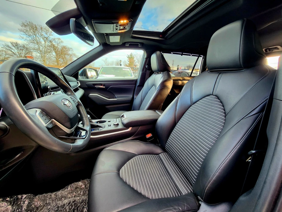 2022 Toyota Highlander - Image 21 of 21