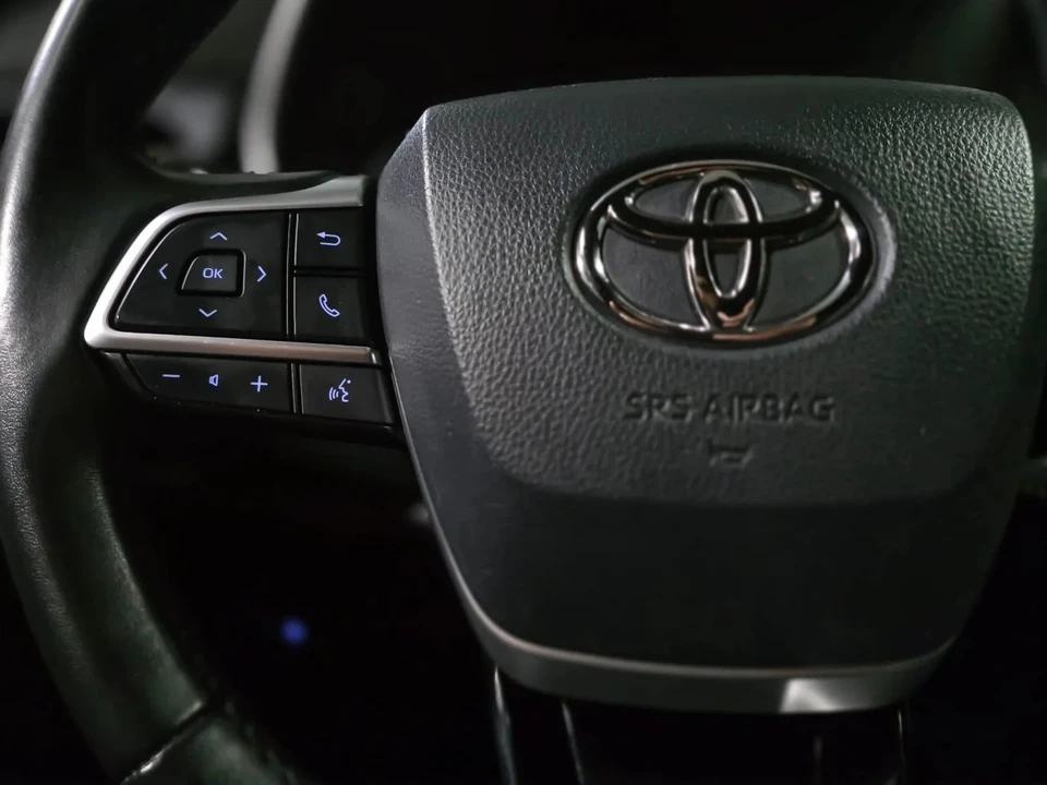 2022 Toyota Highlander - Image 20 of 21
