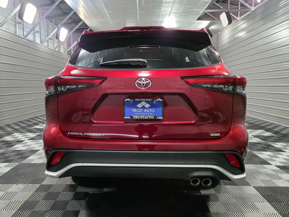2022 Toyota Highlander - Image 6 of 21