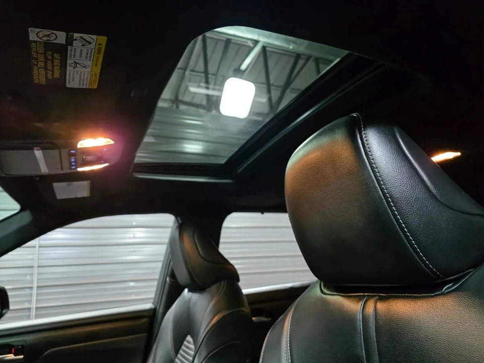 2022 Toyota Highlander - Image 19 of 21