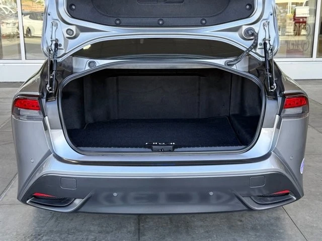 2022 Toyota Mirai - Image 15 of 21