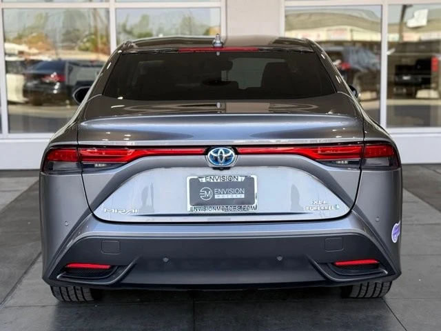 2022 Toyota Mirai - Image 11 of 21