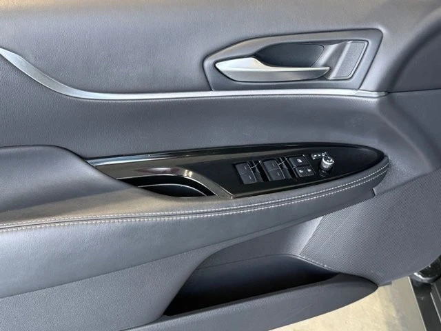 2022 Toyota Mirai - Image 18 of 21