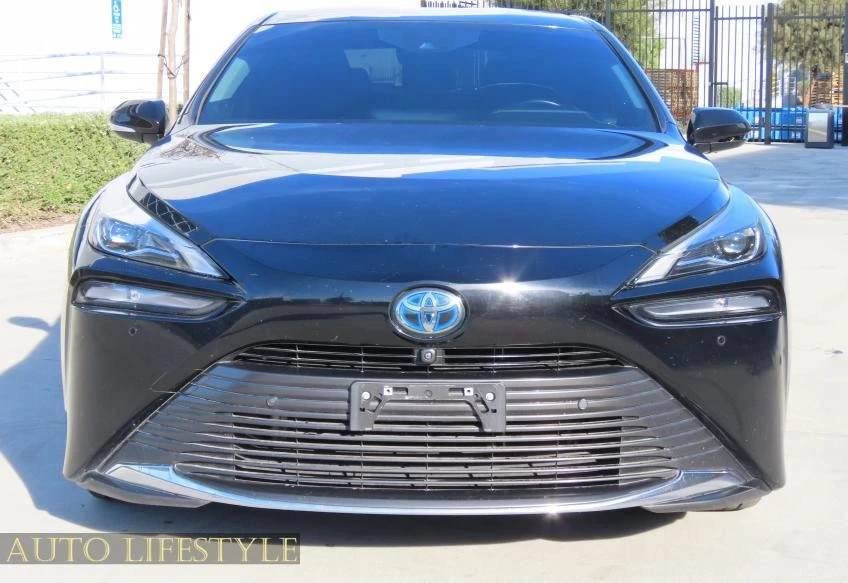 2022 Toyota Mirai - Image 11 of 21