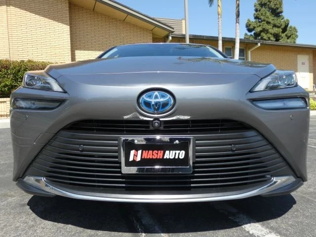 2022 Toyota Mirai - Image 17 of 21