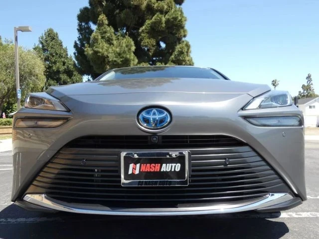 2022 Toyota Mirai - Image 15 of 21