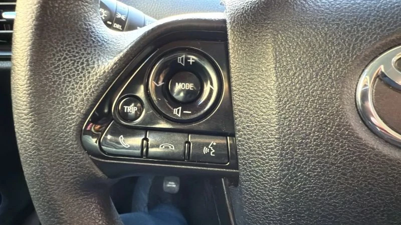2022 Toyota Prius 5th Gen - Image 12 of 12