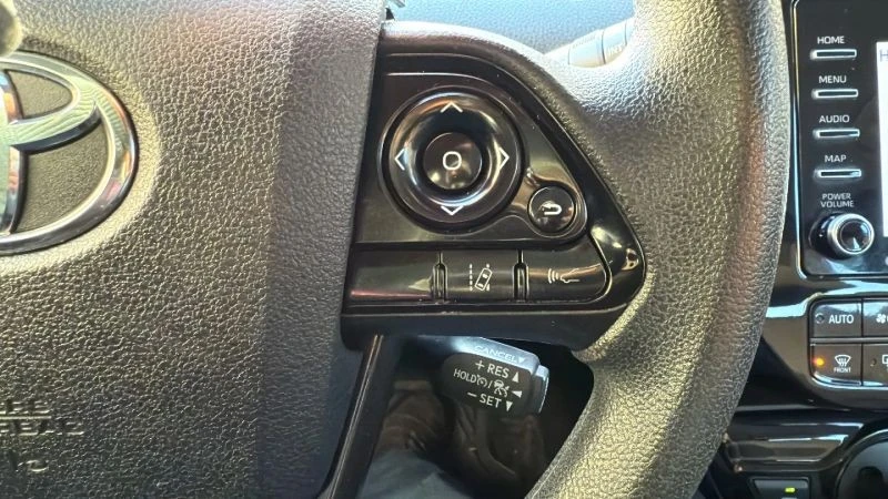 2022 Toyota Prius 5th Gen - Image 11 of 12