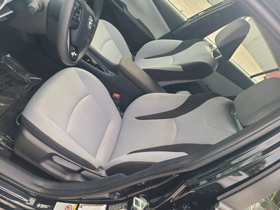 2022 Toyota Prius 4th Gen - Image 12 of 21