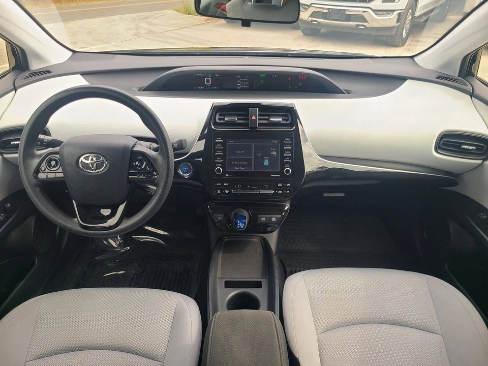 2022 Toyota Prius 4th Gen - Image 19 of 21