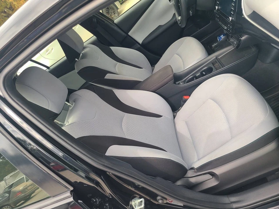 2022 Toyota Prius 4th Gen - Image 17 of 21