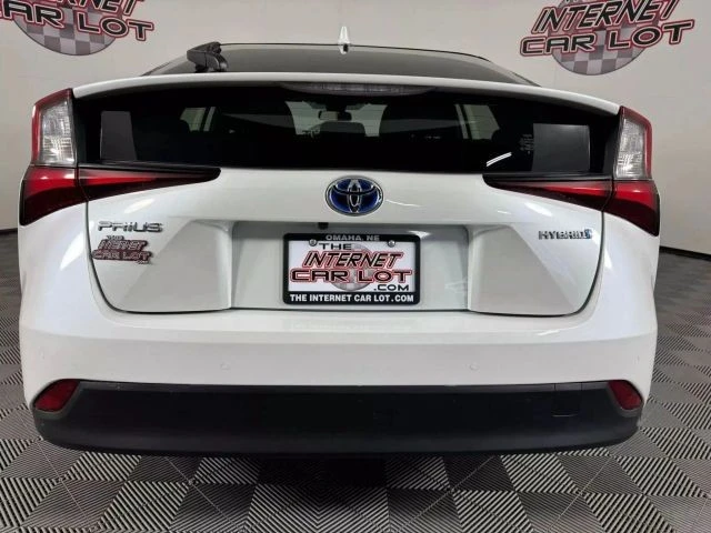 2022 Toyota Prius 5th Gen - Image 7 of 12