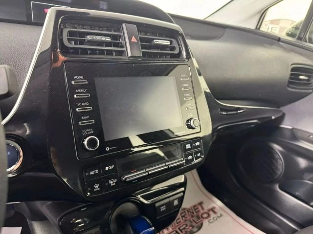 2022 Toyota Prius 4th Gen - Image 14 of 21