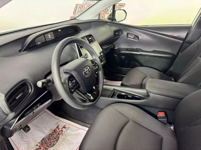 2022 Toyota Prius 4th Gen - Image 11 of 21