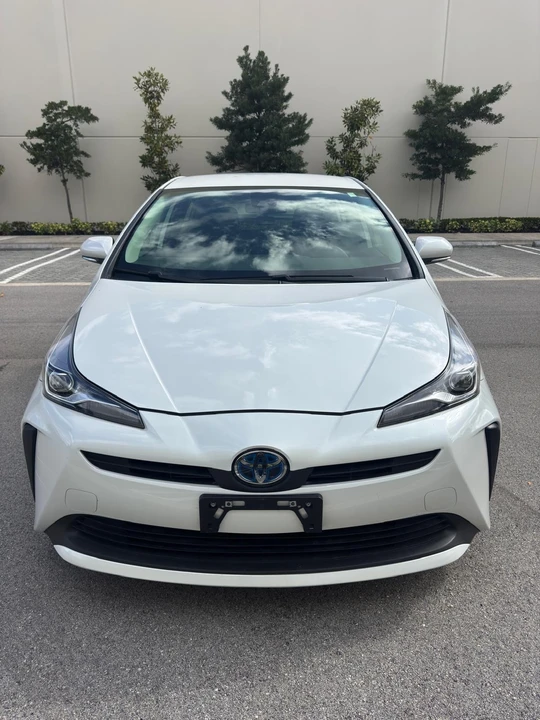 2022 Toyota Prius 4th Gen - Image 2 of 21