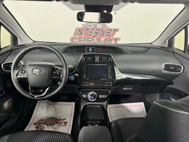2022 Toyota Prius 4th Gen - Image 11 of 12