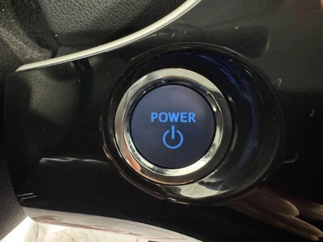 2022 Toyota Prius 4th Gen - Image 18 of 21