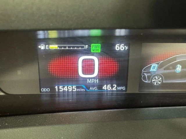 2022 Toyota Prius 4th Gen - Image 15 of 21