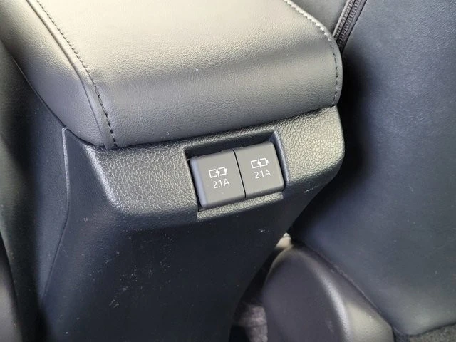 2022 Toyota Prius 4th Gen - Image 12 of 12