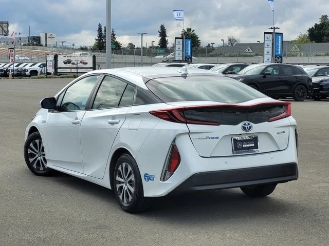 2022 Toyota Prius 4th Gen - Image 7 of 12