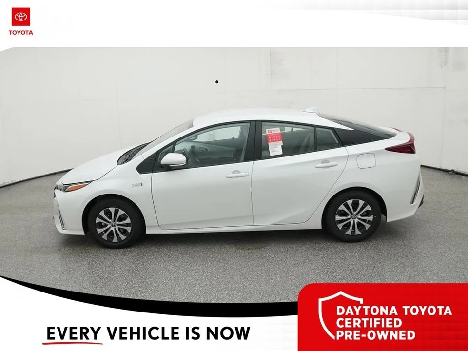 2022 Toyota Prius 4th Gen - Image 3 of 12