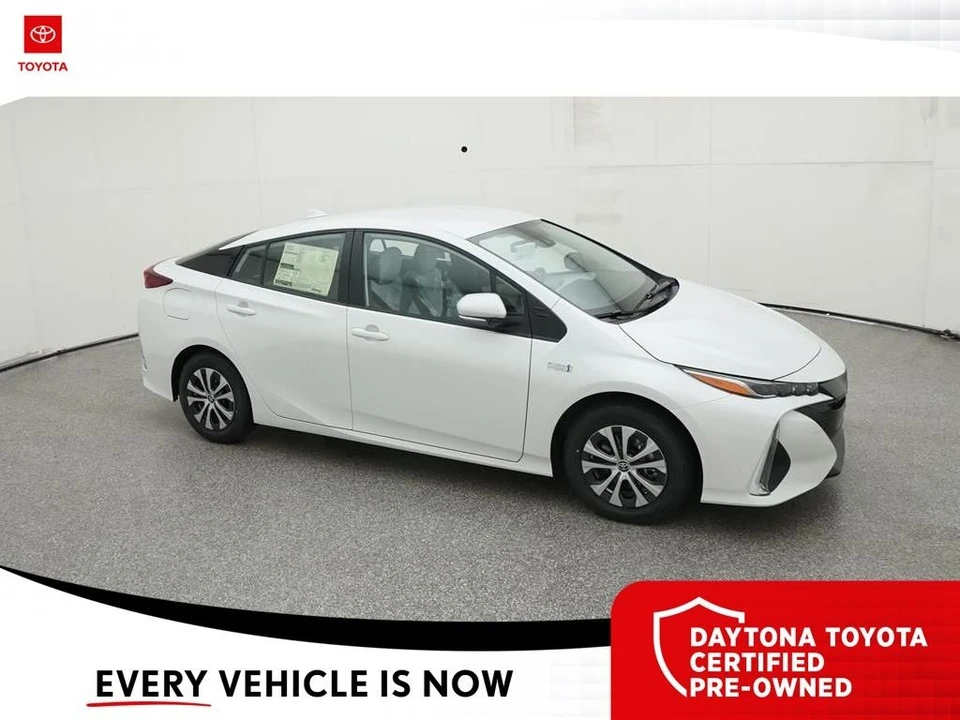2022 Toyota Prius 4th Gen - Image 12 of 12