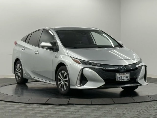 2022 Toyota Prius 5th Gen - Image 12 of 21