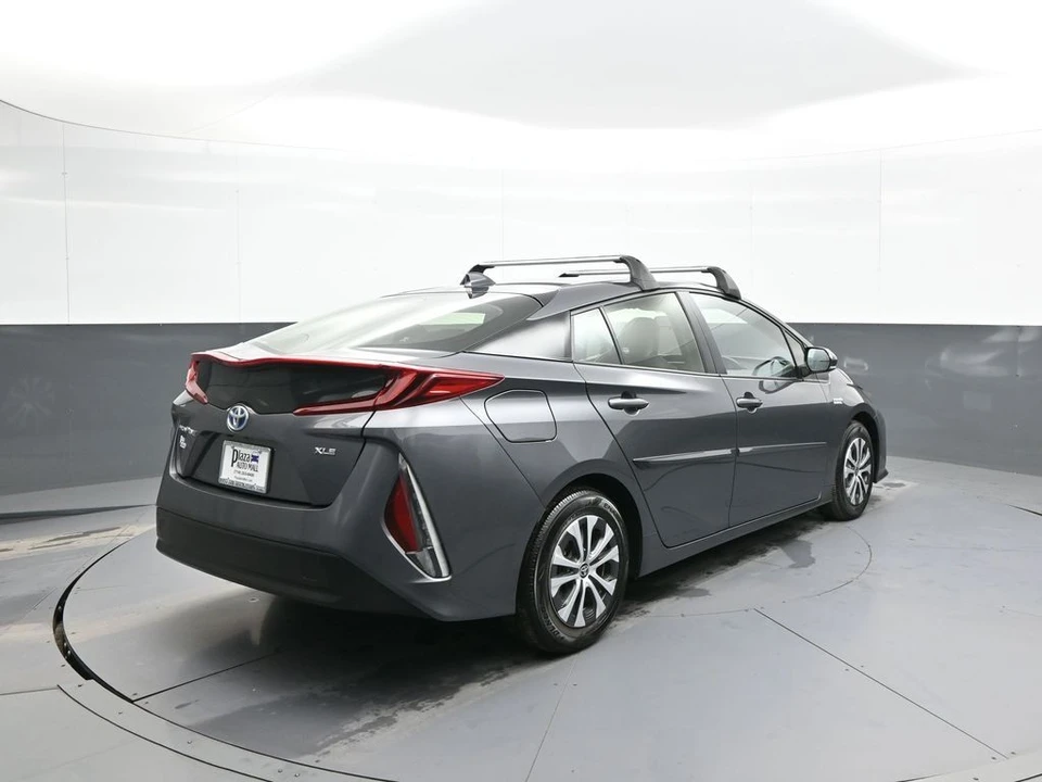 2022 Toyota Prius 4th Gen - Image 6 of 21