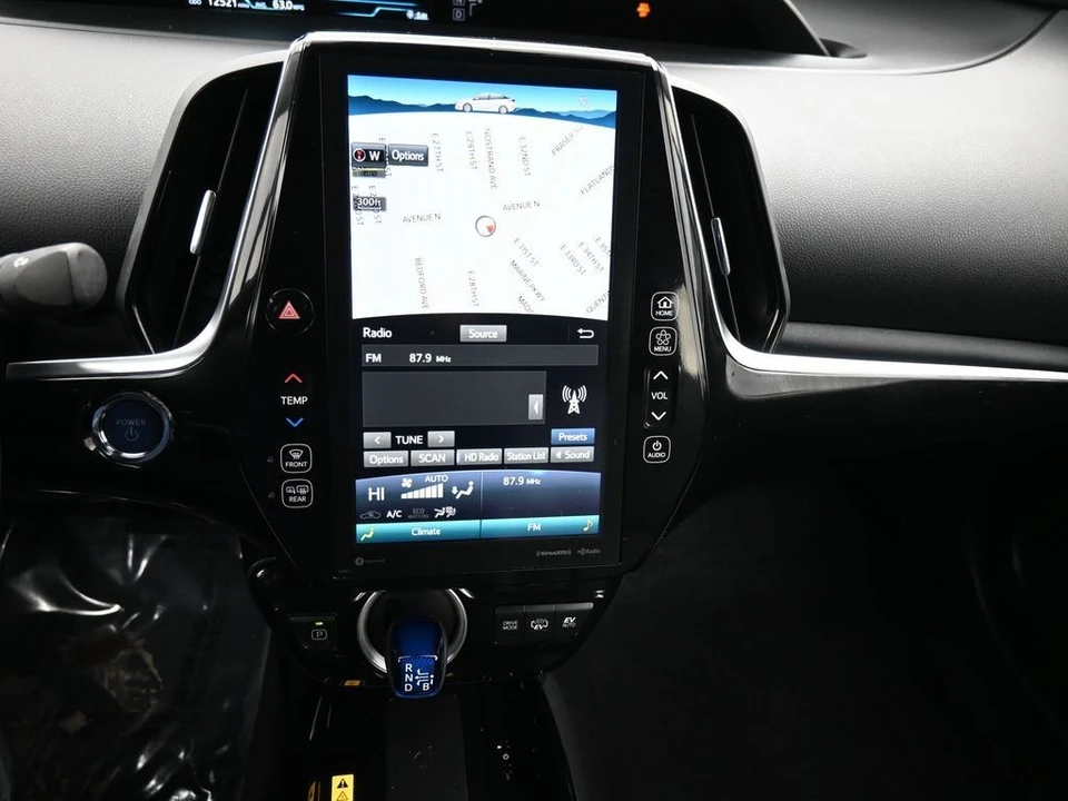 2022 Toyota Prius 5th Gen - Image 17 of 21