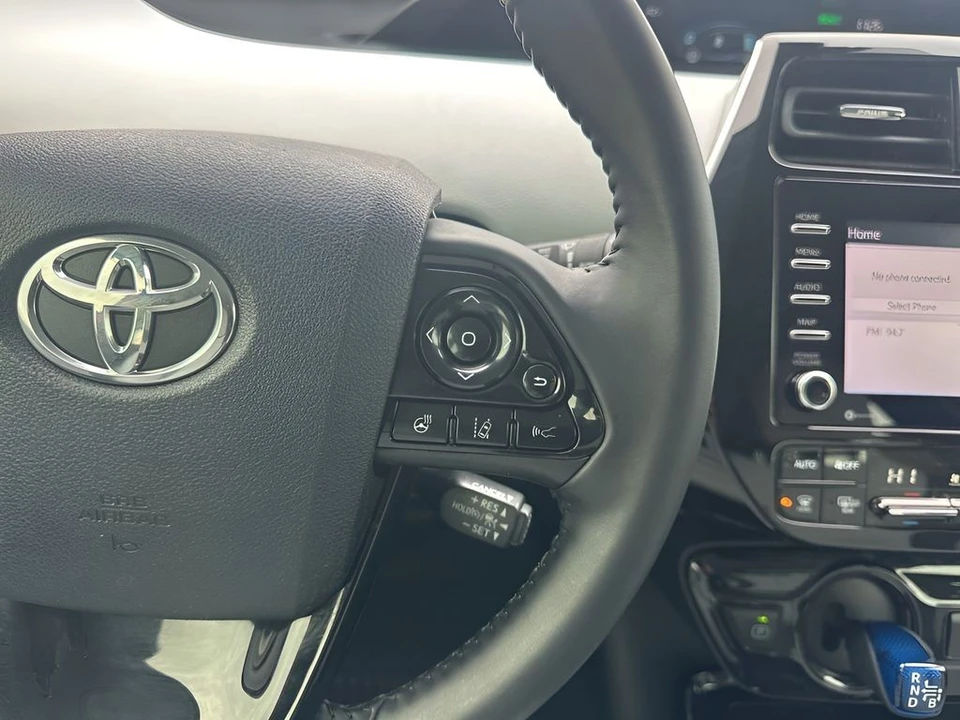 2022 Toyota Prius 4th Gen - Image 15 of 21