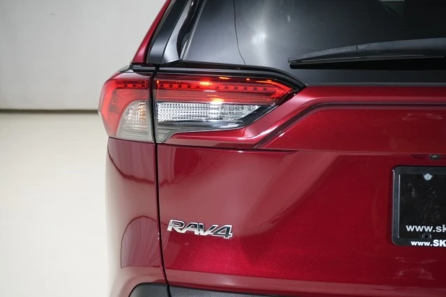 2022 Toyota RAV4 5th Gen - Image 21 of 21