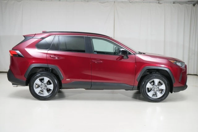 2022 Toyota RAV4 5th Gen - Image 15 of 21