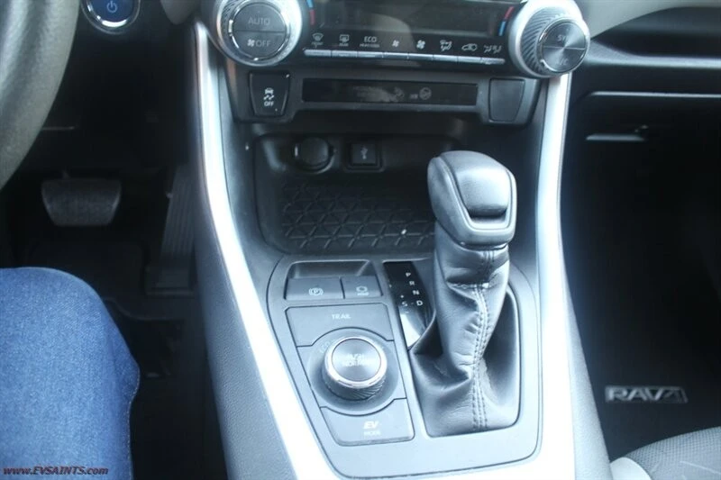 2022 Toyota RAV4 5th Gen - Image 21 of 21