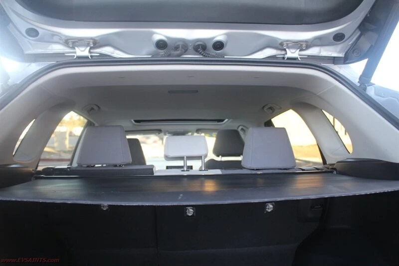 2022 Toyota RAV4 5th Gen - Image 9 of 21