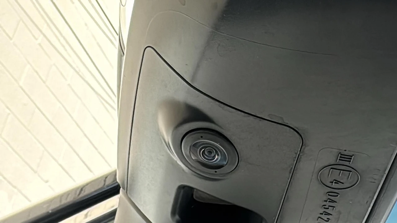 2022 Toyota RAV4 5th Gen - Image 12 of 21