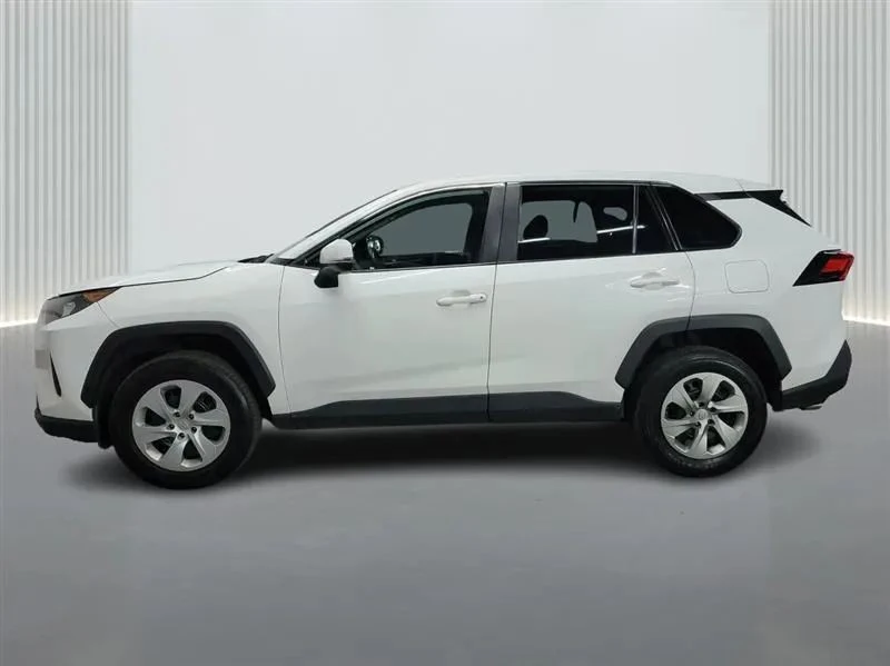 2022 Toyota RAV4 5th Gen - Image 2 of 12