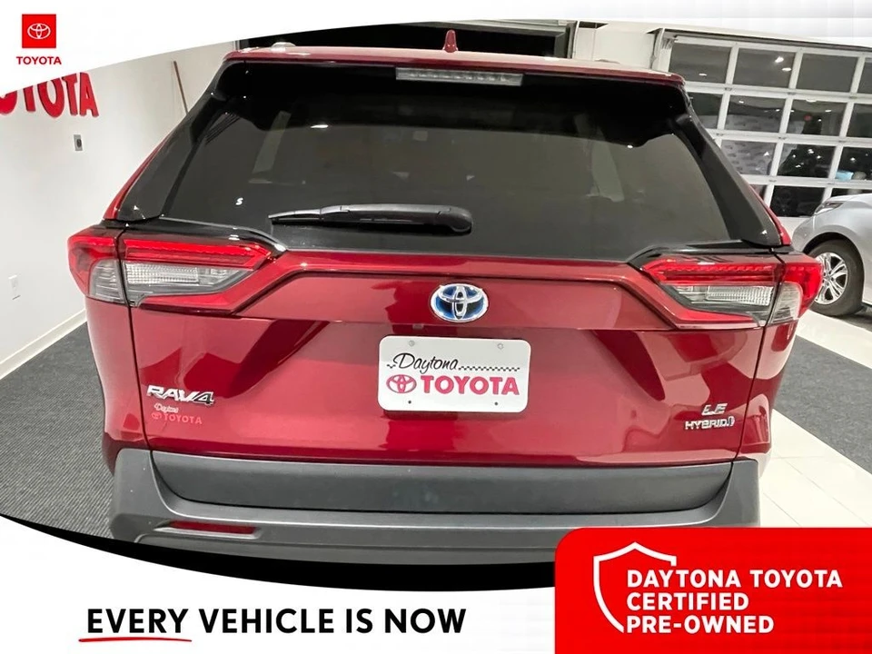 2022 Toyota RAV4 5th Gen - Image 11 of 12