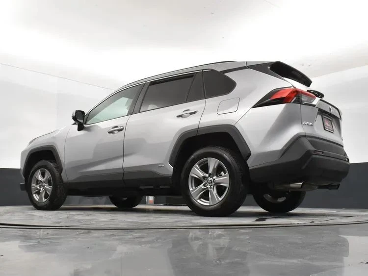 2022 Toyota RAV4 5th Gen - Image 12 of 12