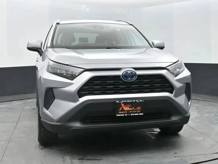 2022 Toyota RAV4 5th Gen - Image 3 of 12