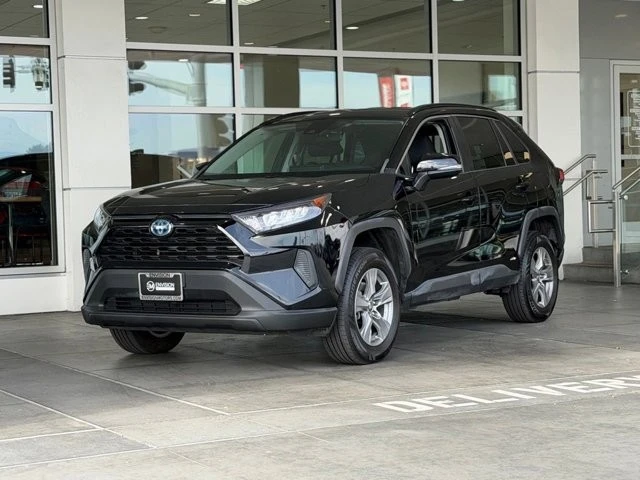 2022 Toyota RAV4 5th Gen - Image 2 of 21