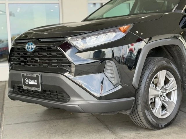 2022 Toyota RAV4 5th Gen - Image 3 of 21