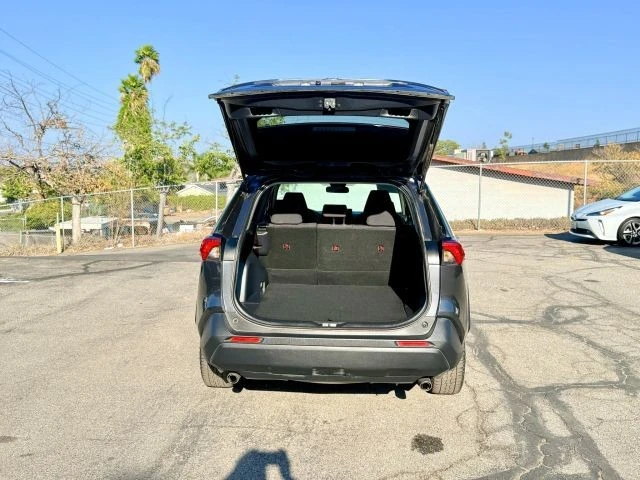 2022 Toyota RAV4 5th Gen - Image 5 of 21