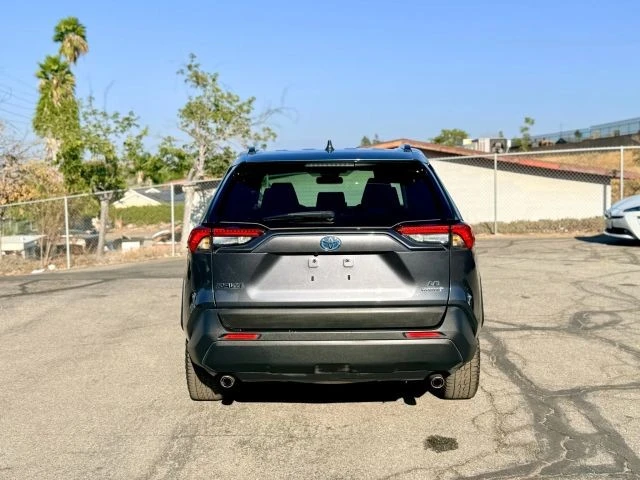 2022 Toyota RAV4 5th Gen - Image 9 of 21