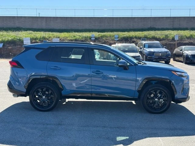 2022 Toyota RAV4 5th Gen - Image 8 of 21