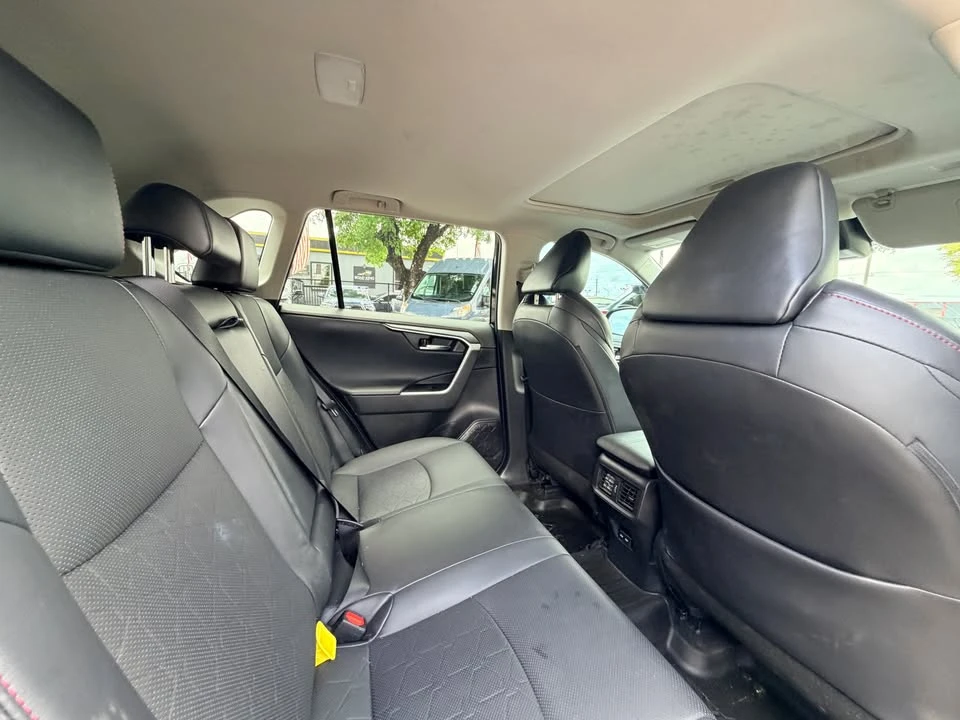2022 Toyota RAV4 5th Gen - Image 7 of 9