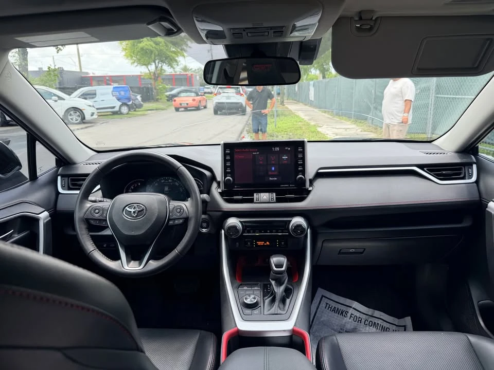 2022 Toyota RAV4 5th Gen - Image 9 of 9