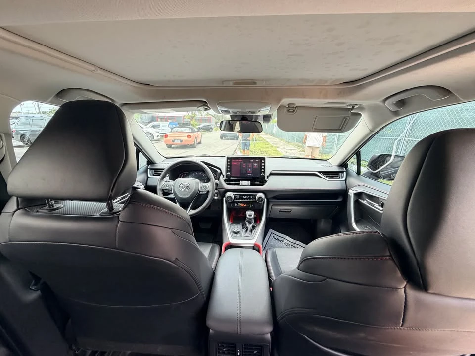 2022 Toyota RAV4 5th Gen - Image 8 of 9